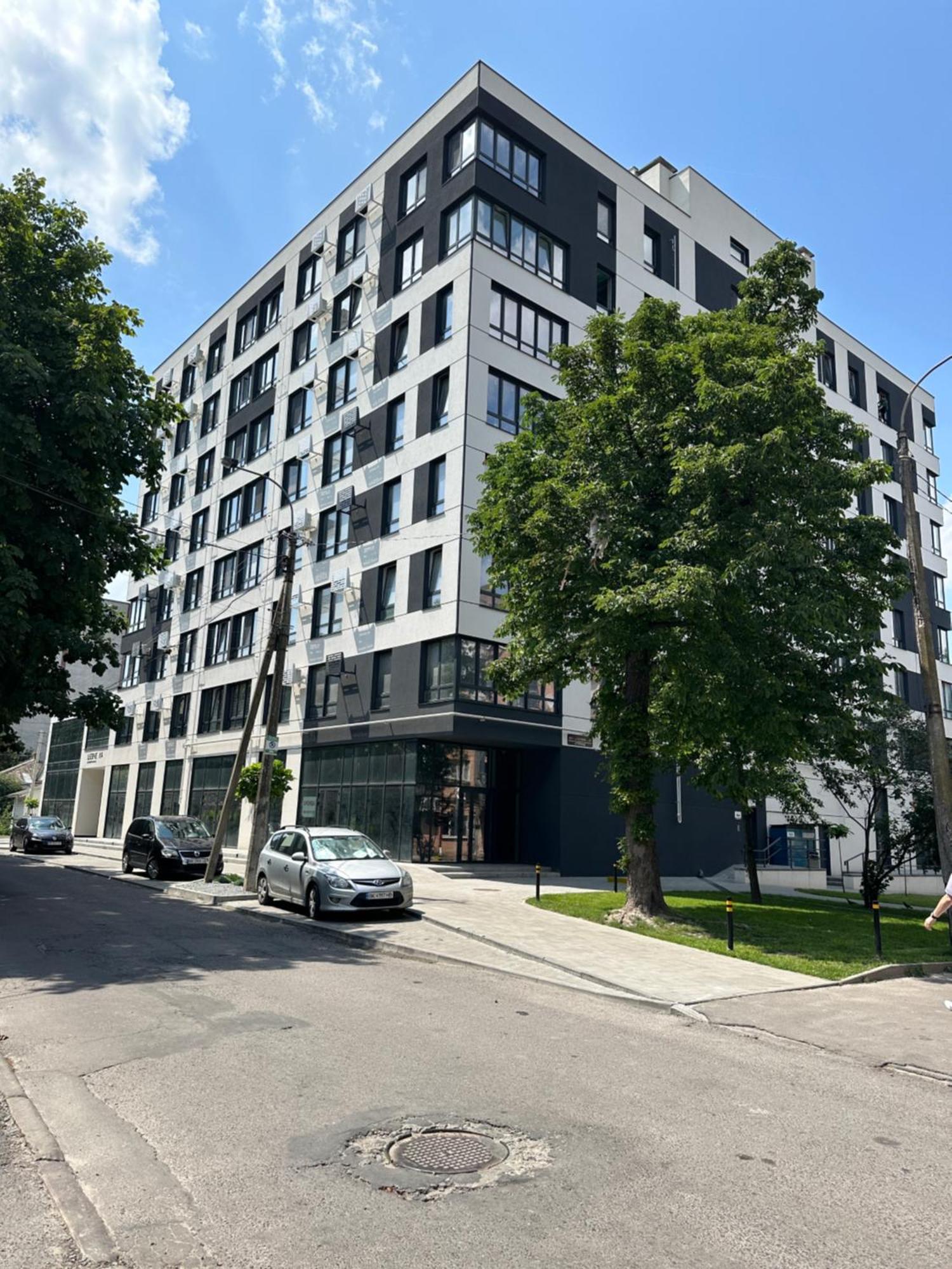 Люкс Апартаменти В Центрі Жк Театральний І Жк Шевченка Rivne Ngoại thất bức ảnh